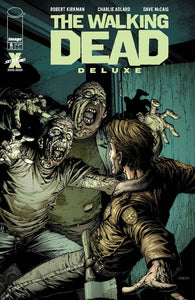 WALKING DEAD DLX #8 Cover A FINCH & MCCAIG (MR)